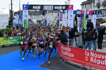 Running Loire Valley Marathon de Tours